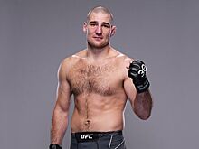 Шон Стриклэнд победил Пауло Косту на турнире UFC 302