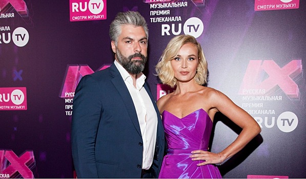 Гагарина пришла на премию RU.TV в ультрамини и под руку с мужем, Серябкина — в перьях, а Лорак — в платье невесты