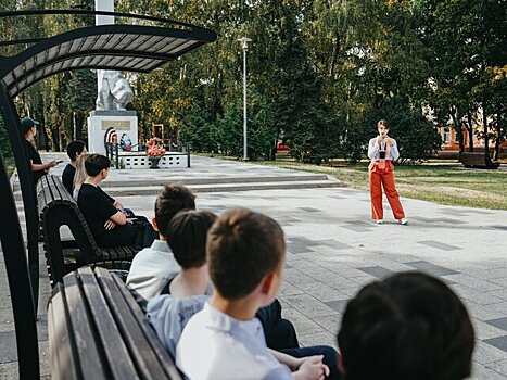 Школьники ЮВАО посетили экскурсию по району Капотня