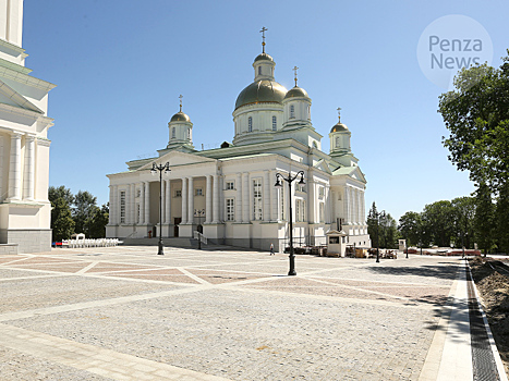 После торжеств в честь 220-летия епархии доступ на Соборную площадь Пензы вновь закрыли