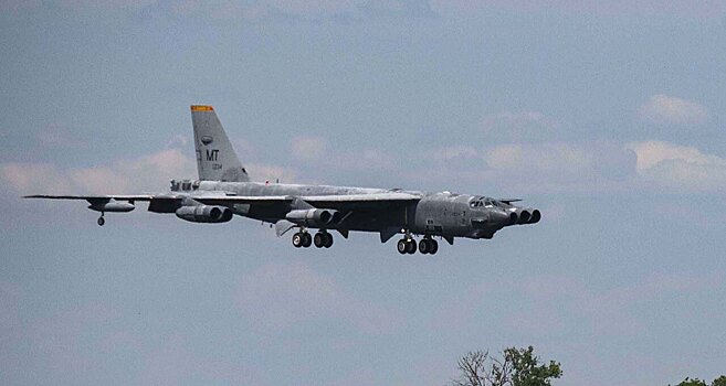 Бомбардировщик B-52 вернули в строй после 10 лет на свалке