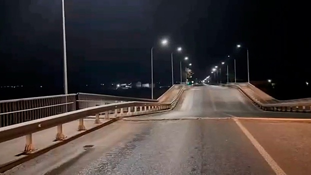 Власти Запорожья оценили состояние моста под Мелитополем после взрыва