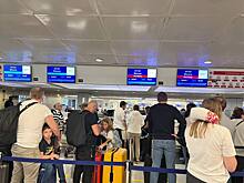 Туристы жалуются на очереди к рейсам «Аэрофлота» за рубежом из-за отсутствия онлайн-регистрации