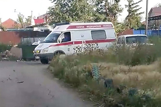 Российские медики приехали на вызов и спасались бегством от агрессивной толпы