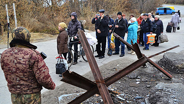 ВСУ вновь сорвали отвод сил в районе Станицы Луганской, заявили в ЛНР