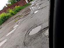 Кемеровчане пожаловались на состояние дороги в одном из микрорайонов