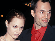 Названа новая версия развода Питта и Джоли