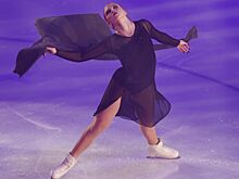 Александра Трусова показала фотографии в купальнике с отдыха в Дубае