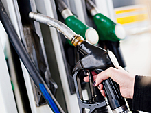 Правительство отказалось от регулирования цен на топливо