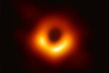 Ученым впервые удалось увидеть черную дыру