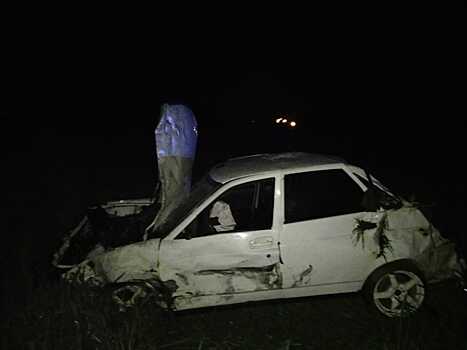 Несовершеннолетняя пострадала при опрокидывании машины на трассе в районе