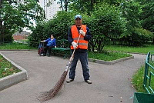 Префектура округа отметит лучших дворников и рабочих комплексной уборки района Савелки