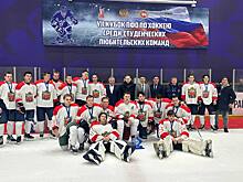 Оренбургские студенты завоевали серебро Кубка ПФО по хоккею