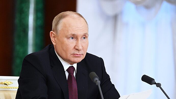 Путин поручил включить проект "Пять морей и озеро Байкал" нацпроект по туризму
