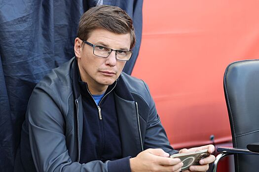 «Сейчас я плачу более 50% своего дохода». Аршавин — об иске к Барановской по алиментам