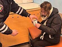 В Свердловской области нашли пропавшую девочку, уснувшую на могиле бабушки