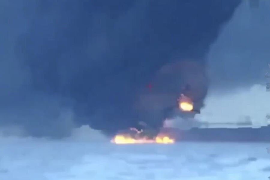 Появилось видео ударов по танкерам Kairos и Virat в Черном море