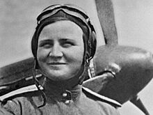 Стало известно, почему закрасили граффити с летчицей