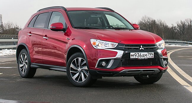 Экономичный, резвый и привлекательный: Mitsubishi ASX I поколения