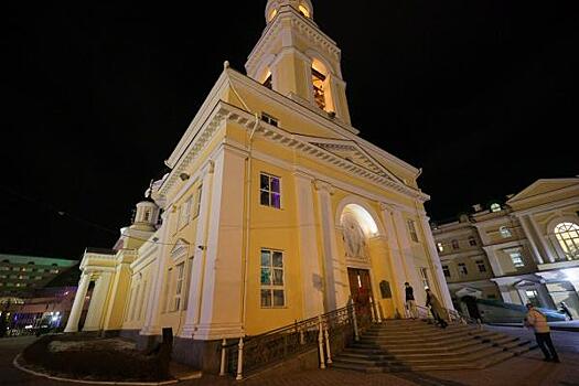 В Екатеринбурге отремонтируют дорогу, ведущую к главному храму города