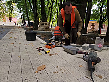В Рузском муниципальном округе в выбранном жителями сквере прокладывают дорожки и благоустраивают территории