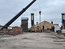 Пострадавший от пожара многоквартирный дом в Оренбурге продолжают ремонтировать