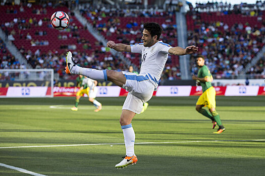 Сборная Уругвая переиграла Парагвай в отборочном матче ЧМ-2018
