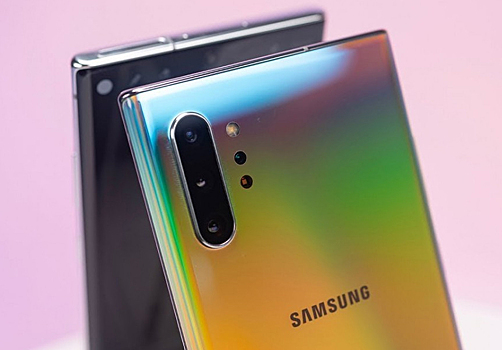 Новый смартфон Samsung будет заряжаться быстрее, чем за полчаса