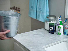 «Какого цвета платье», чихающую панду и десяток мемов собрали в одной рекламе