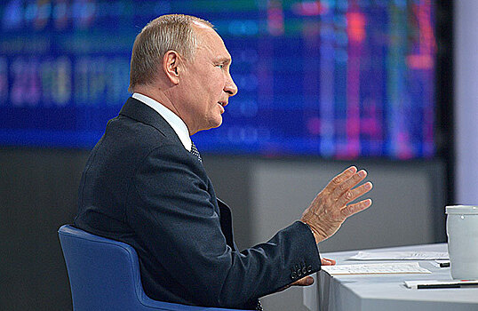 Симонов: задача прямой линии Путина — показать, что ситуация под его личным контролем