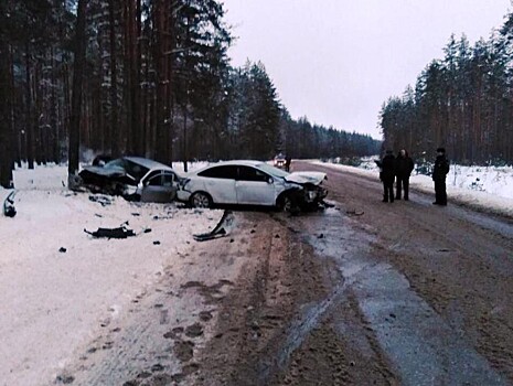 В Тверской области женщина на "Кадилаке" устроила тройное ДТП