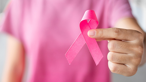 Маммолог ответил на 4 популярных вопроса о раке груди