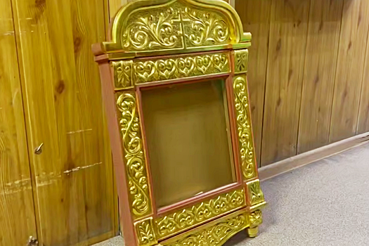 В Иркутске прихожанка тайно вынесла из церкви икону XIX века