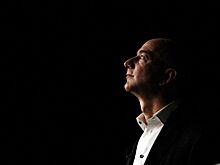 Фонд Обамы получил крупнейшее пожертвование от Безоса