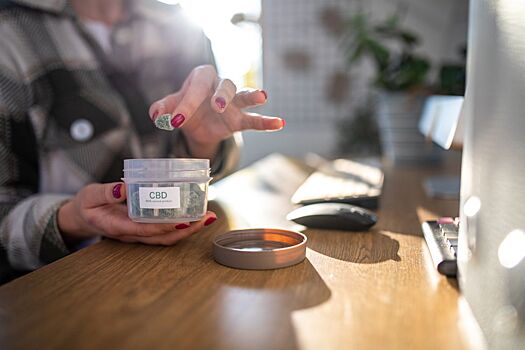 Врач назвал худший вид сладостей для здоровья