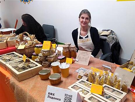 Самарские производители представили свою продукцию на ярмарке "Свое родное"