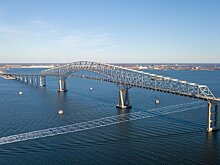 Судно снесло крупный автомобильный мост в Балтиморе