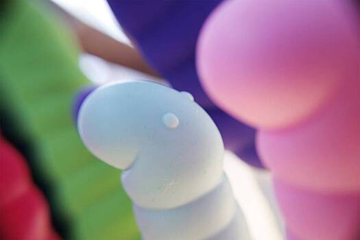 Жене ревнующего к вибратору мужа дали совет