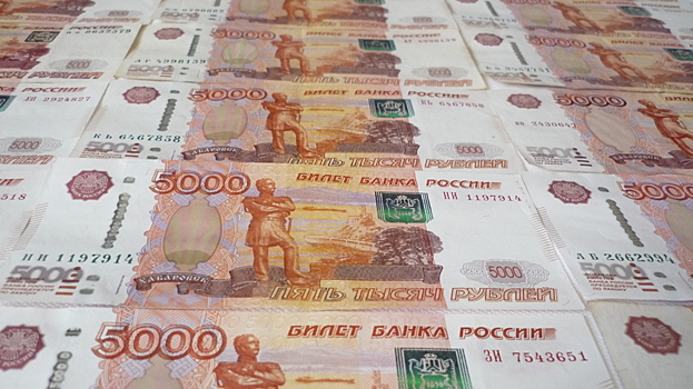 ЦБ: На банковских счетах саратовцев лежит 276 миллиардов рублей