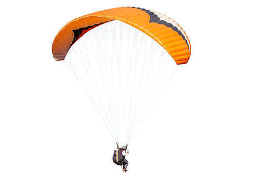 Парапланерист летал над побережьем в Калининградской области и упал