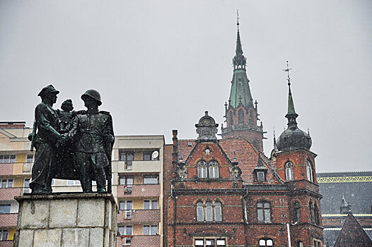 Polska Times (Польша): Путин будет рад, если в Варшаве произойдет переворот