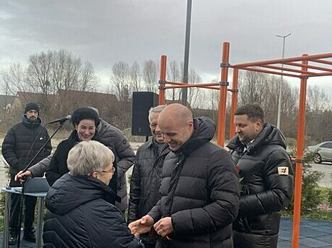 В Калининграде ещё 7 семей аварийщиков получили ключи от новых квартир