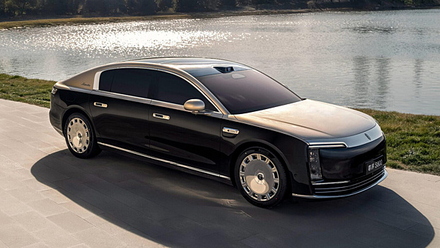 Конкурент Mercedes-Maybach: китайский седан Maextro S800 появился в автосалонах