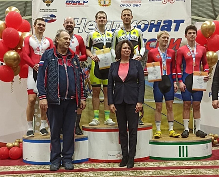 Самарские велогонщики выиграли на омском треке