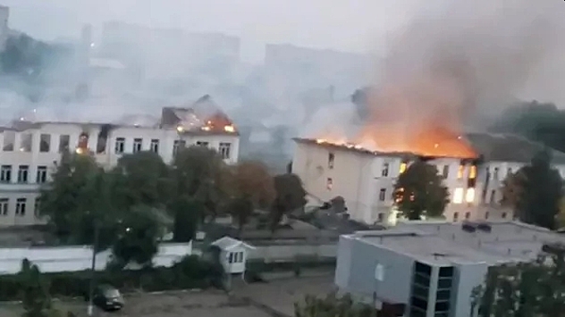 Дроны-камикадзе нанесли удар по казармам рядом с Киевом