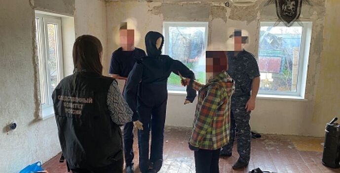 В Новошахтинске женщина ударила своего сожителя ножом в плечо