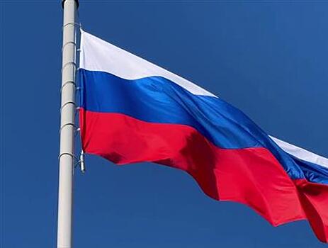 В Тольятти к началу выборов приурочили установку флагштока