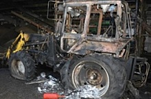 Ночью на улице Калинина в Пензе сгорел трактор