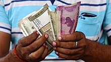 Лавров обсудил с главой МИД Индии тему «зависших» рупий