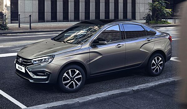 АВТОВАЗ раскрыл салон рестайлинговой Lada Vesta 2022-2023 года на новых патентах